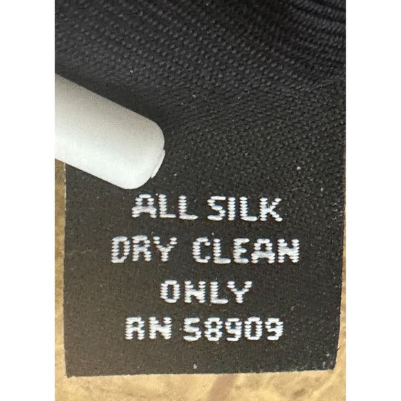 Murano Tie Made In The USA 100% Silk Black and White - Picture 11 of 11